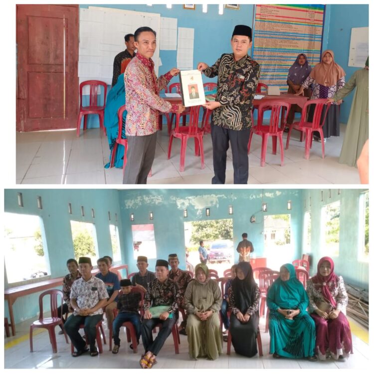 Dihatarkan keluarga Periyansyah Mendaftarkan Diri Sebagai Calon Kepala Kampung Gunung Tapa Tengah