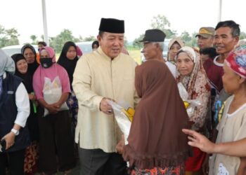 Arinal Lagi-lagi Bantu Penyandang Disabilitas Kursi Roda