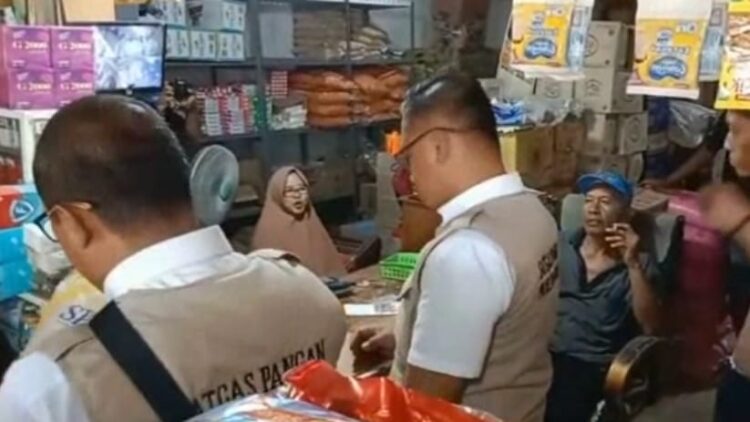 Jelang Ramadhan 1445 Hijrah, Satgas Pangan Polres Tuba lakukan Sidak di  Pasar
