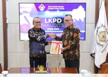 Pemprov Lampung Serahkan LKPD 2023 Kepada BPK Lampung