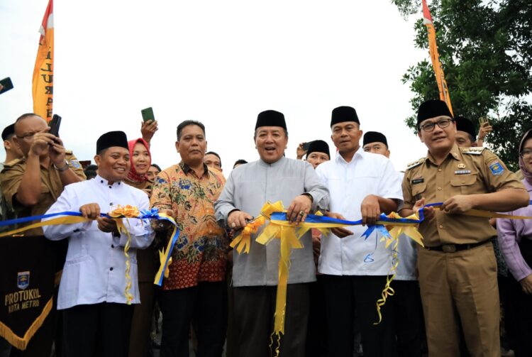 Gubernur Arinal Resmikan Jembatan Way STKIP-PGRI Hubungkan Kota Metro dan Lampung Timur