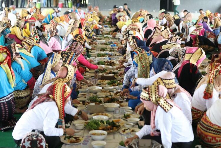 Meriahkan Hari Kartini dan Hari Jadi Provinsi Lampung ke- 60 TP PKK Bersama Pemprov Gelar Lomba Memancing dan Nyeruit Bersama