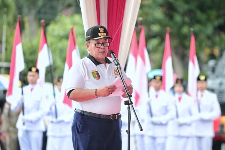 Gubernur Arinal Lepas Kirab Marching Band dan Karnaval Pawai Kendaraan Hias dalam Rangka HUT ke-60