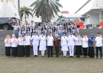 Sekdaprov Fahrizal Pimpin Upacara Memperingati Hari Pendidikan Nasional Tahun 2024