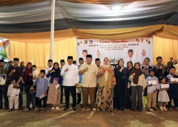 Safari Ramadan di Lampung Utara Gubernur Arinal Beri Santunan Anak Yatim dan Bantuan untuk Masjid 