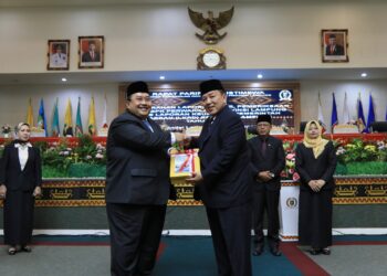 Pemprov Lampung Raih Opini WTP 10 Kali Berturut-Turut dari BPK Diterima Langsung Gubernur Arinal di Rapat Paripurna Istimewa DPRD