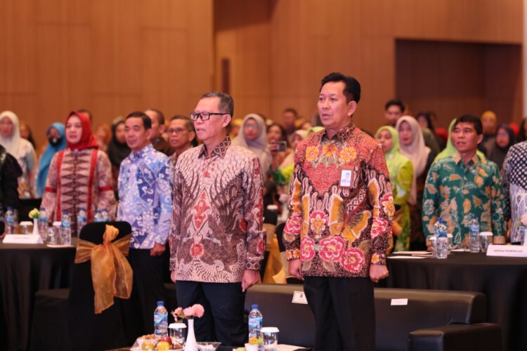 Sekdaprov Fahrizal Hadiri Temu Kerja Pengelola Data Nasional Workshop Pemutakhiran Pendataan Keluarga Tahun 2024