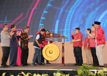 Sekdaprov Fahrizal Hadiri Munas Pertama ARUN Lampung