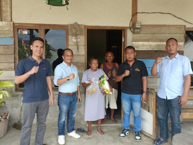 Edisi Kemerdekaan,Jum’at Berkah Ke6 SMSI Bagikan Paket Sembako