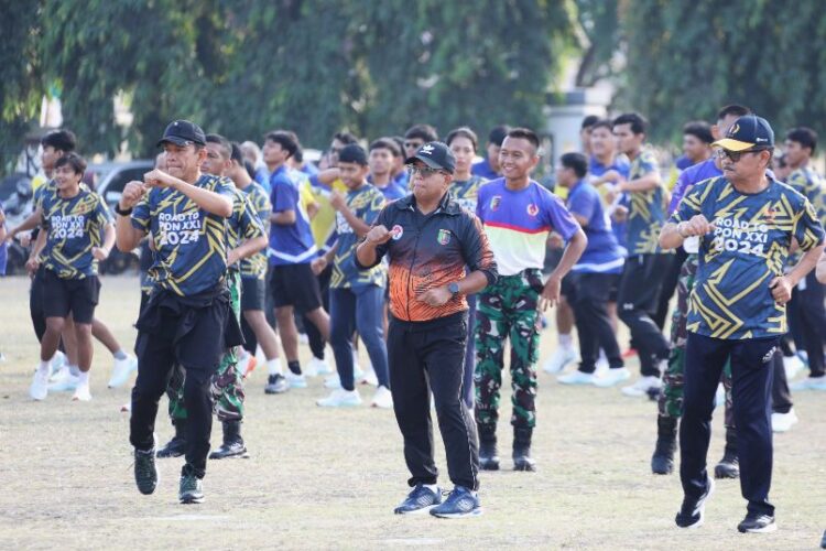 Senam Bersama Pj. Gubernur Samsudin dan Ketua Harian KONI Serta Jajaran OPD Pemprov Lampung