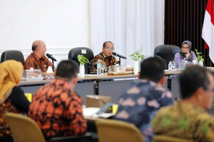 Pj. Gubernur Samsudin Pimpin Rapat Progres Pembangunan Kota Baru