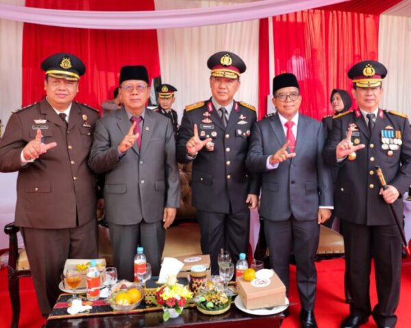 Pj. Gubernur Samsudin Hadiri Upacara Peringatan Hari Bhayangkara ke-78 di Mapolda Lampung