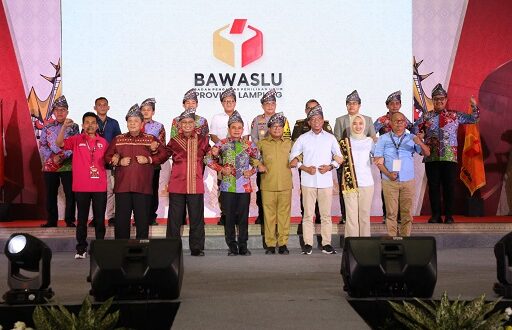 Pj. Gubernur Samsudin Hadiri Deklarasi Kampanye Pilkada Damai Pilgub Lampung 2024