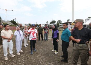 Kendalikan Inflasi, Pj.Gubernur Lampung Tinjau Pasar Murah di Lapangan Korpri