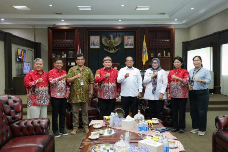 Gubernur Samsudin Terima Kunjungan Lembaga Pengembangan Paduan Suara Gerejawi Daerah Lampung