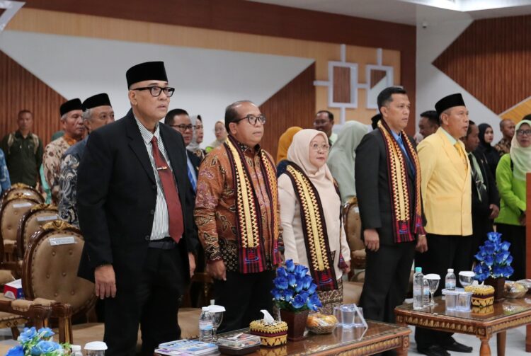 Hadiri Wisuda 673 Mahasiswa Umitra, Ini Harapan Pj. Gubernur Lampung