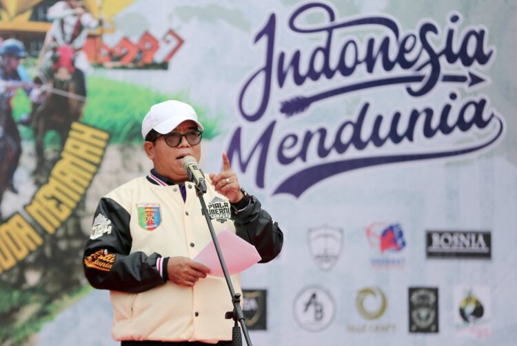 Pj. Gubernur Samsudin Buka Kompetisi Nasional Panahan Berkuda Piala Gubernur Lampung