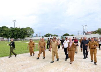 Pj. Gubernur Samsudin Tinjau Progres Pembangunan Revitalisasi Stadion Pahoman