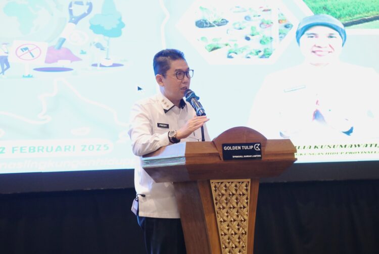 Pj. Sekdaprov Fredy Buka Sosialisasi Program Kampung Iklim