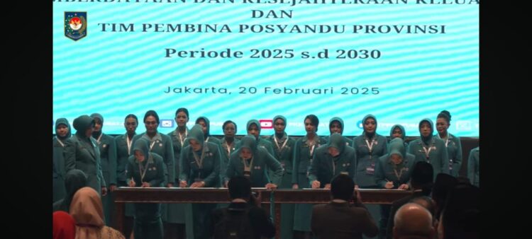 Tri Tito Karnavian Lantik Lantik Purnama Wulan Sari Sebagai Ketua TP. PKK dan Ketua TP Posyandu Provinsi Lampung