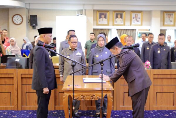Gubernur Mirza Lantik Muhammad Firsada sebagai Pj. Sekretaris Daerah Provinsi Lampung