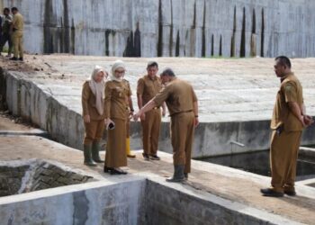 Tanggapi Dugaan Pencemaraan Air Lindi, Wagub Lampung Lakukan Investigasi di TPA Bakung