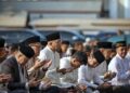 Gubernur Mirza Sholat Idul Adha Bersama Ribuan Masyarakat di Lapangan Saburai Bandar Lampung