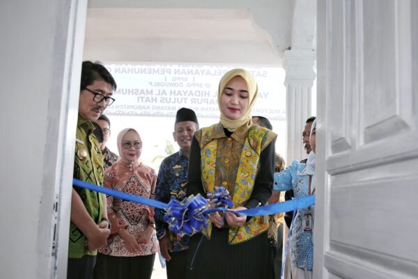 Wagub Jihan Resmikan Satuan Pelayanan Pemenuhan Gizi Yayasan Al Hidayah Mashumiyah