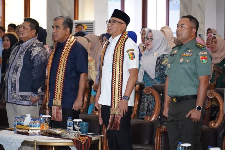 Gubernur Mirza Dorong Generasi Muda Lestarikan Budaya Lampung