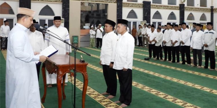 Bupati Egi Lantik Ketua Baznas Lampung Selatan