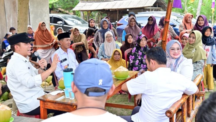 Program HELAU Terbukti Ampuh, Bupati Radityo Egi Puji Kekompakan Warga Desa Suak