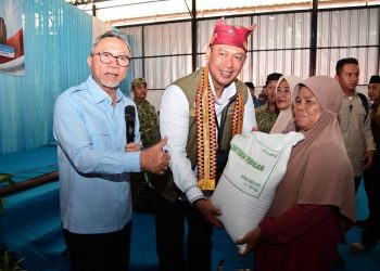 Menko Pangan Zulhas Garansi Bantuan Beras untuk 182.398 KPM Lampung Selatan Cair Hingga Akhir 2026